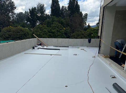 Instalación membrana terraza piso 2