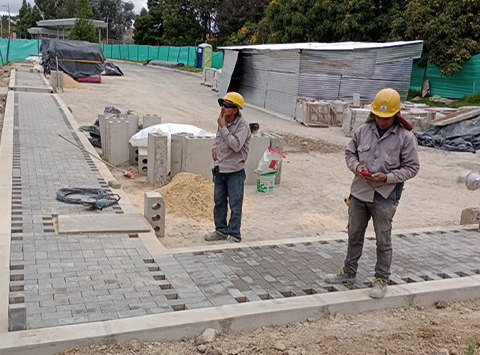 Construcción andén